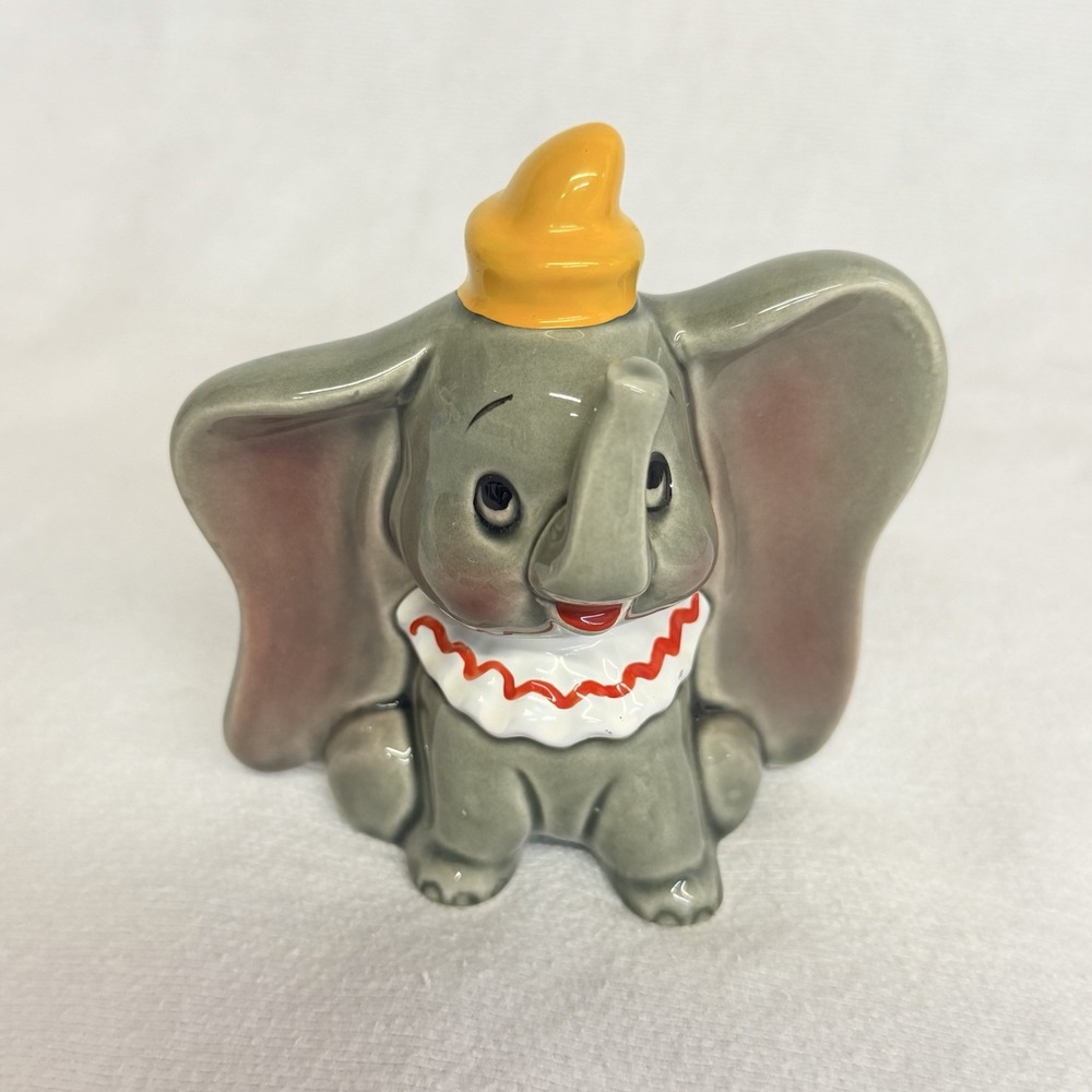 Vintage Disney Dumbo Ceramic Figurines Disney World Excellent Collector